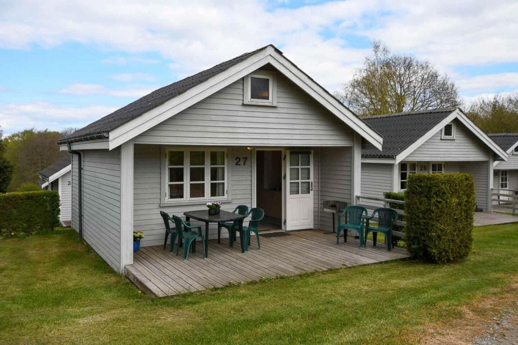 First Camp Skovlund Camping & Cottages Båring Esterno foto