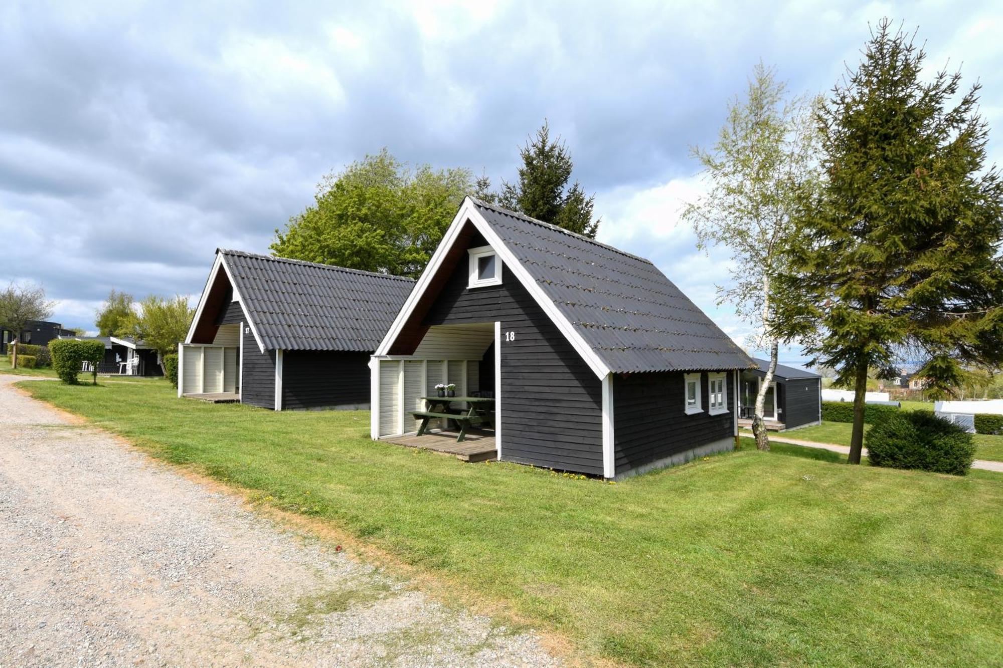 First Camp Skovlund Camping & Cottages Båring Esterno foto